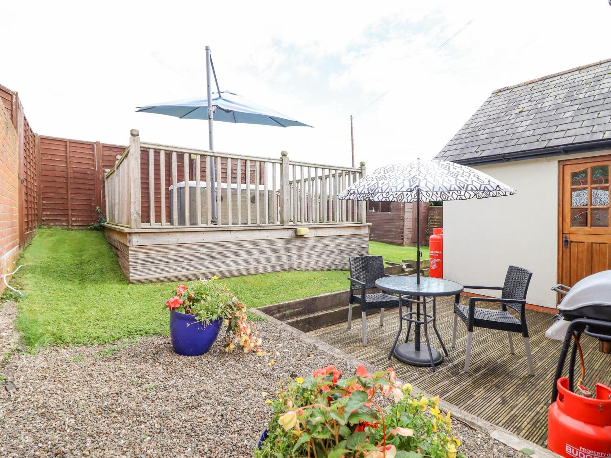 Bwthyn Ty Newydd Dolanog Exterior foto